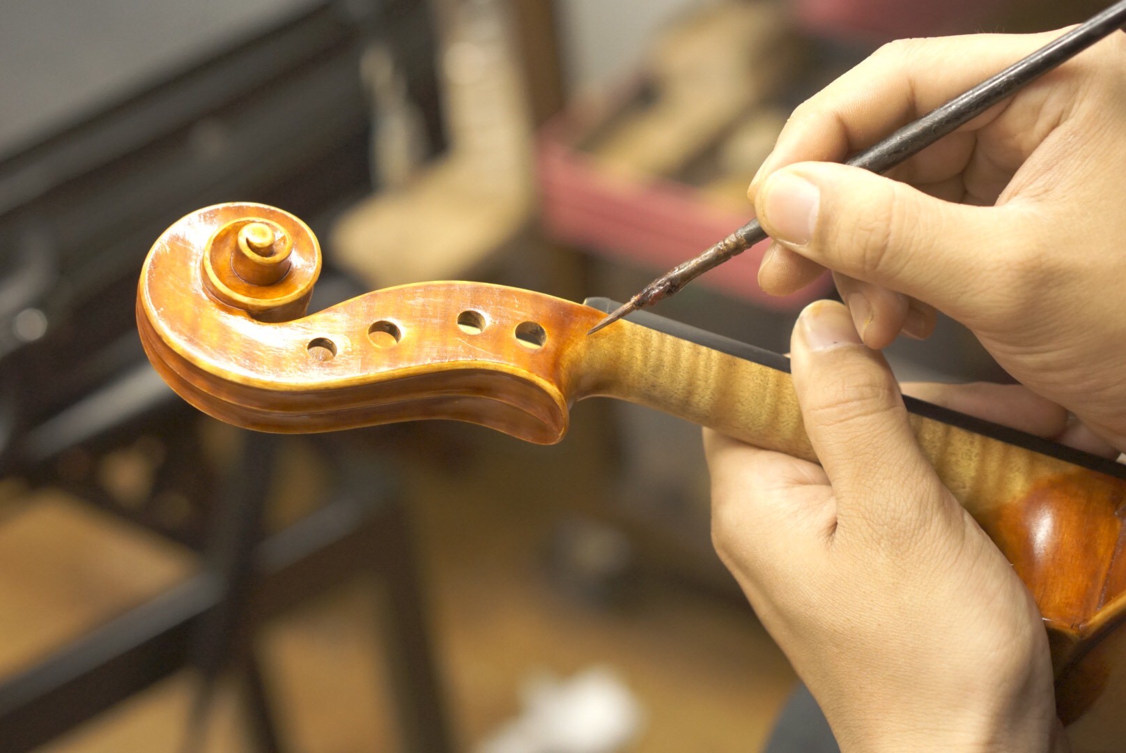 クロサワバイオリン 弦楽器の総合ショップ